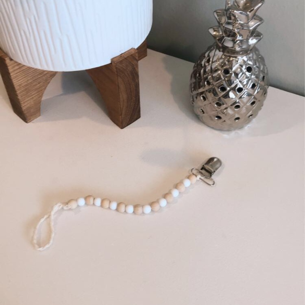 white as snow paci clip